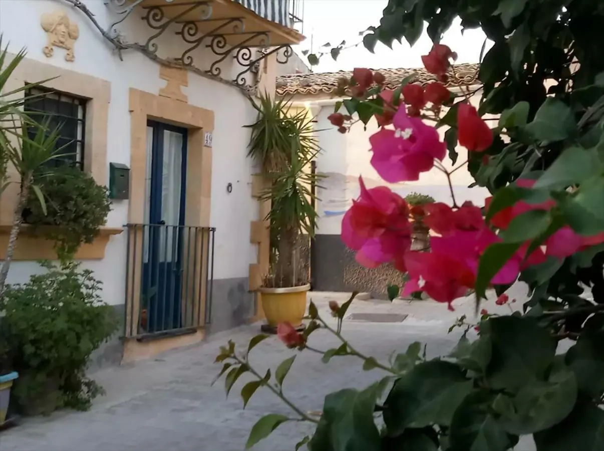 Agliastrello Rooms Noto